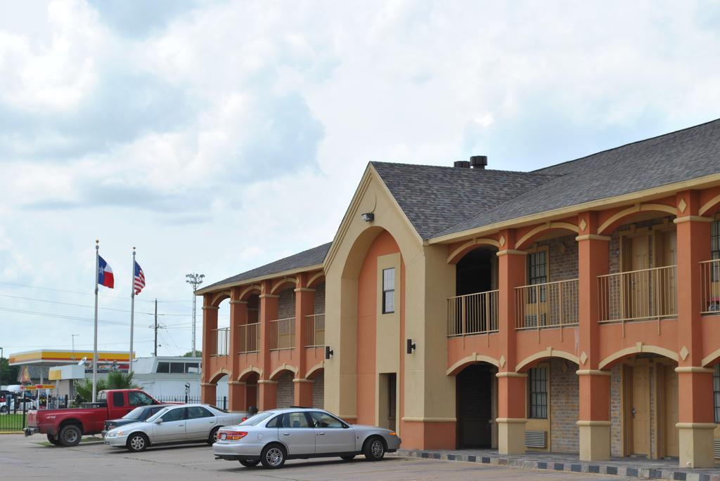 Executive Inn Brookshire מראה חיצוני תמונה